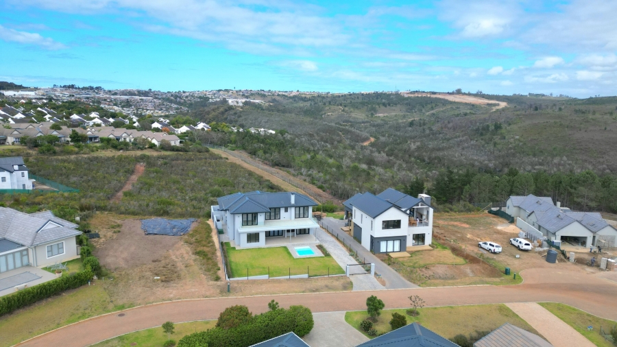 4 Bedroom Property for Sale in Baron View Western Cape